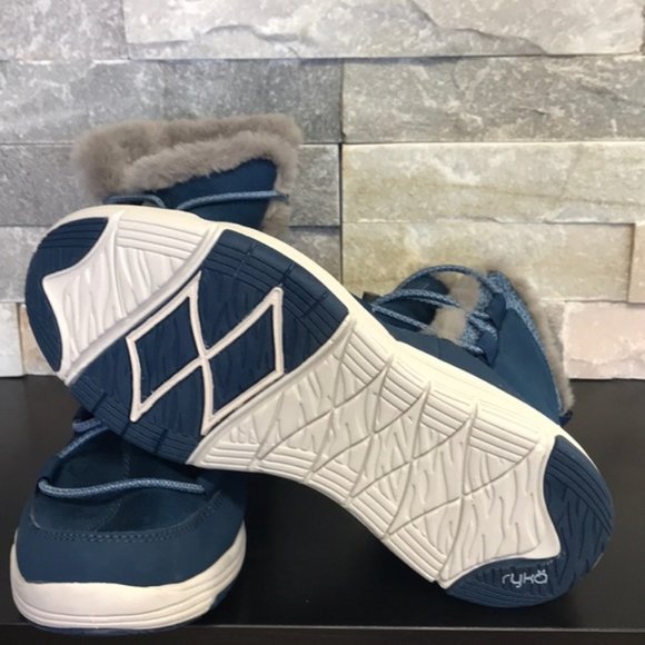 Ryka Aubonne Medium/Wide Sneakers - Picture 4 of 9